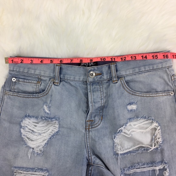 Nasty Gal Cut-Off ripped Torn Denim Jean Shorts - Picture 5 of 8